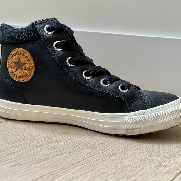 Converse Chuck Taylor All Star Jr PC Boot Hi Leather , size 4, sneaker, runner - Picture 2 of 5